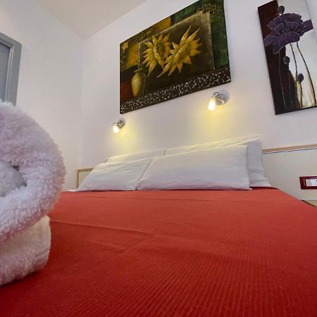 B&B Petite Maison Позада Екстериор снимка