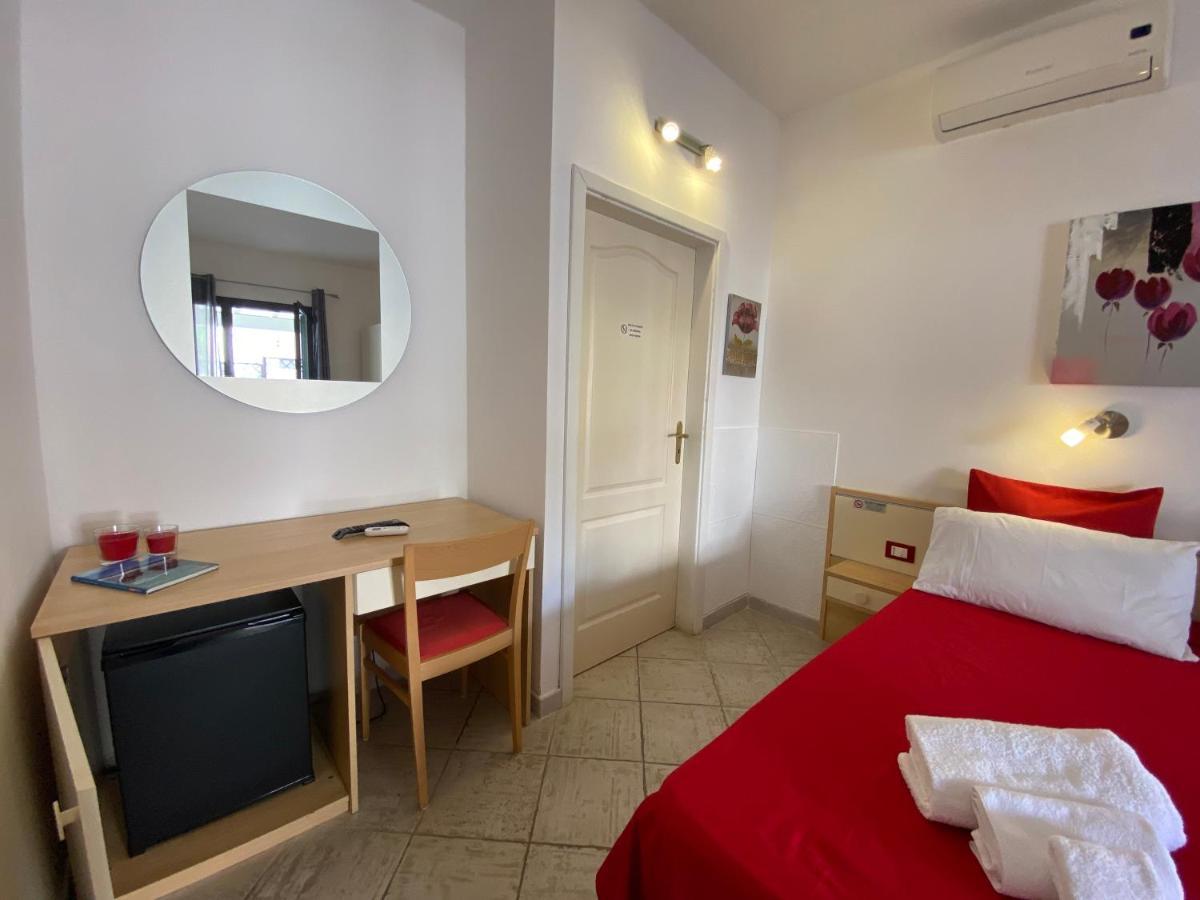 B&B Petite Maison Позада Екстериор снимка