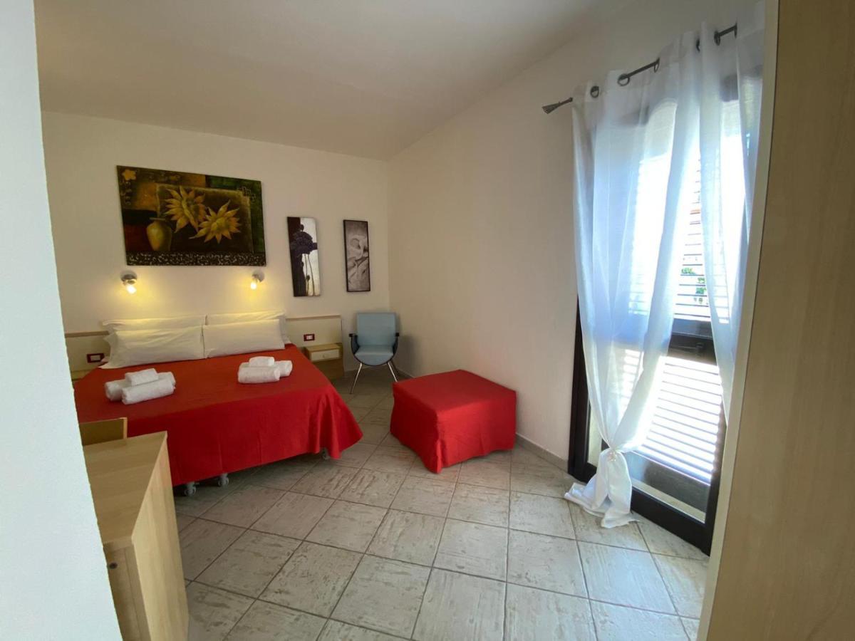 B&B Petite Maison Позада Екстериор снимка