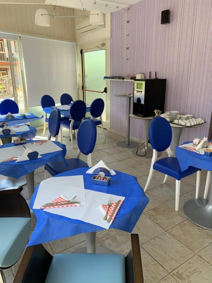 B&B Petite Maison Позада Екстериор снимка